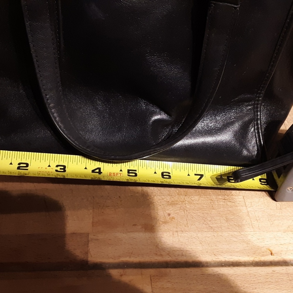 🎀Signature Coach Purse🎀 - Picture 5 of 5